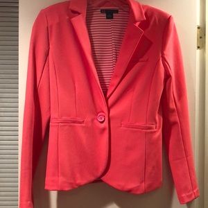 ⭐️⭐️BNWOT⭐️⭐️AX BLAZER!!!!